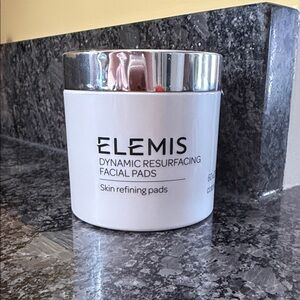 ELEMIS Dynamic Resurfacing Facial Pads - White with Silver Lid